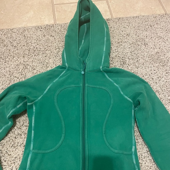 Cozy Lululemon hoodie! - Picture 1 of 5